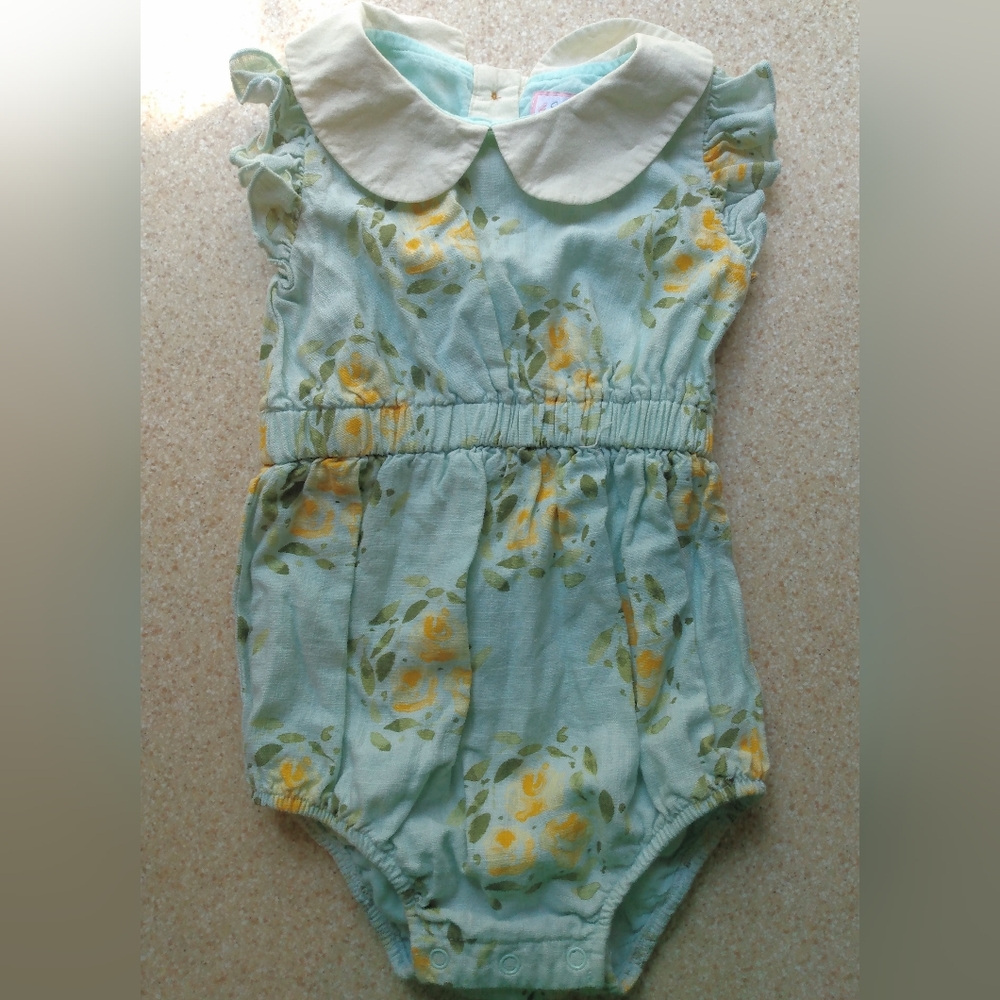SweetHoney Onesie